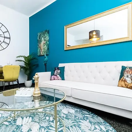 Immobirent - Acquario Luxury In Pieno Centro *